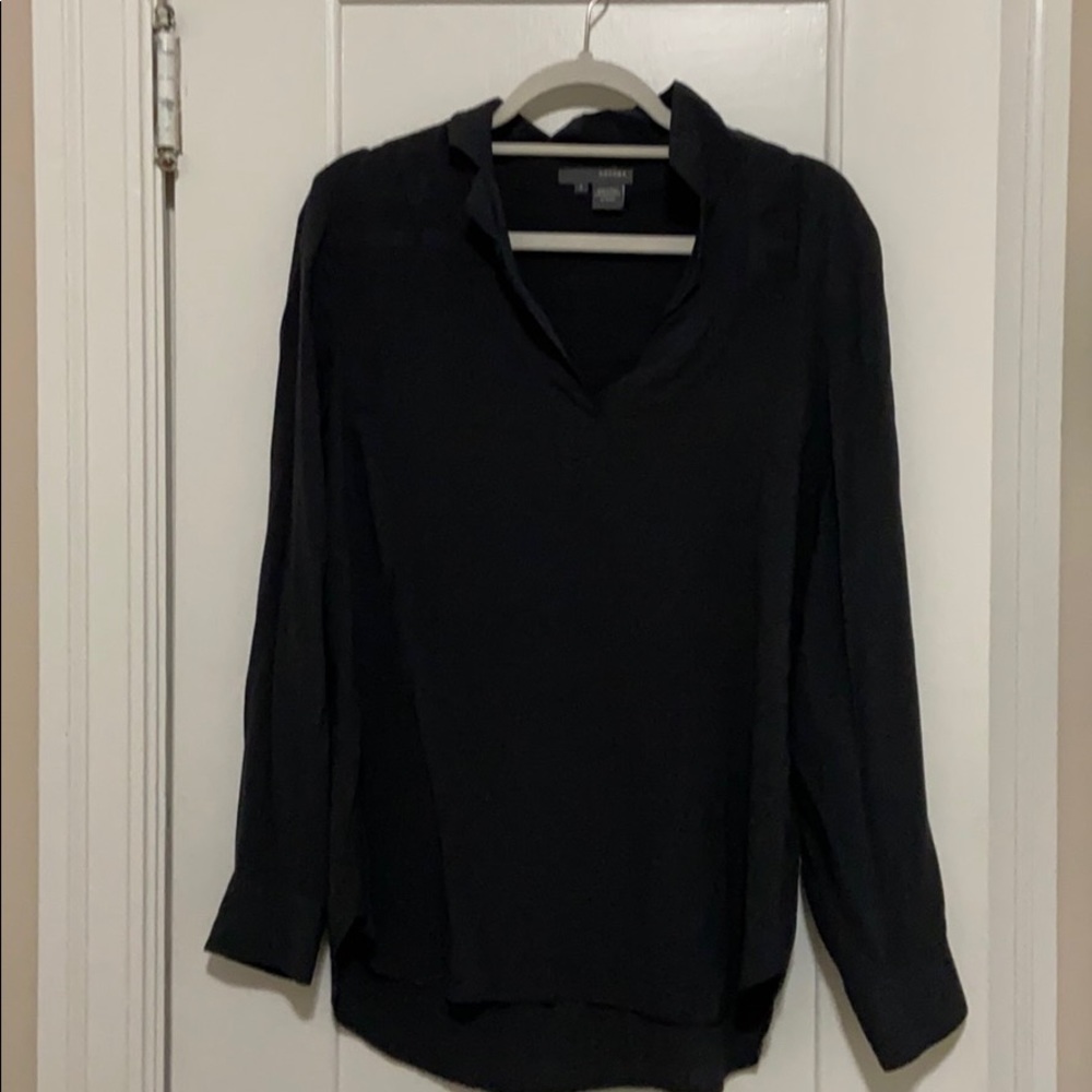 Long gray blouse